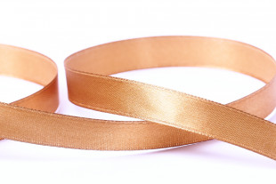 Лента атласная 12 мм ( 1/2 ") "Gamma" №051 св-коричневый 33 метра